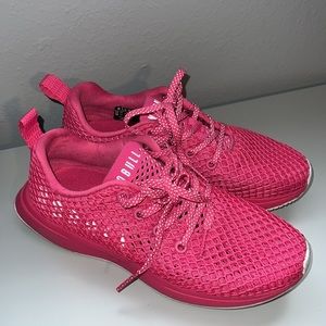 Neon Pink Mesh Runner No Bull size 7. Great workout sneaker